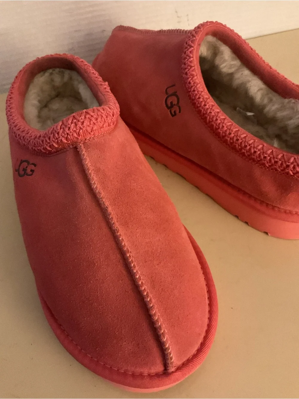 UGG men’s coral suede sheepskin Tasman slipper shoes US 12